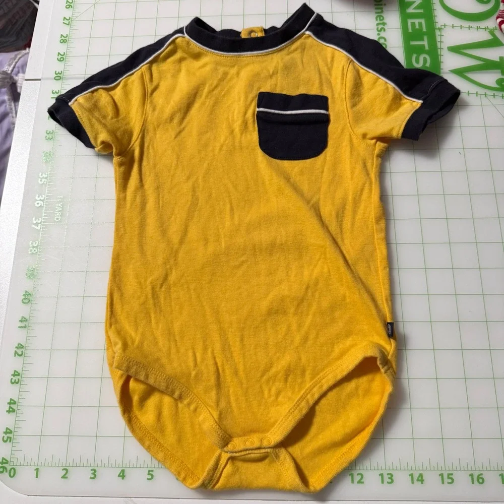 Vintage Y2K Gymboree boys ColorBlock onesie set cotton T Shirt 3T summer red